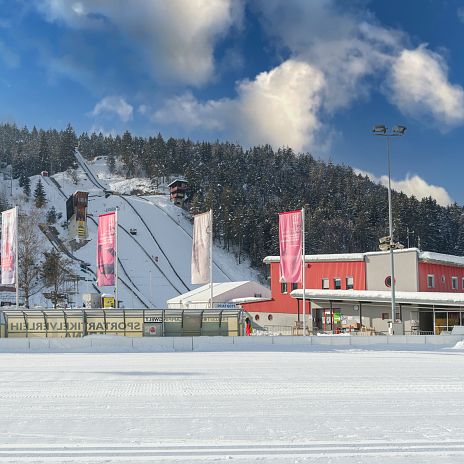 Alpen Arena Villach mit Sprungschanze