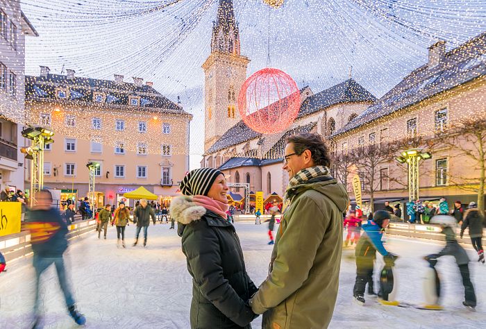 Advent genießen am Eislaufplatz