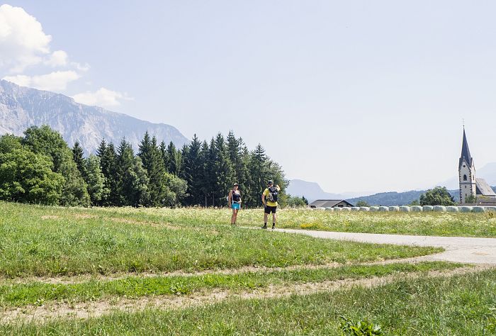 Dobratsch-Rundwanderweg_Etappe-3_Region-Villach-Tourismus_Arthur-Mrsel_2019_7_Region-Villach-Tourismus-GmbH_Arthur-Mrsel