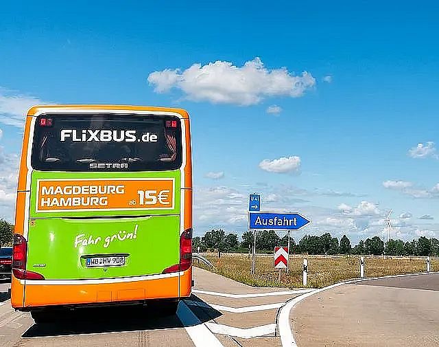 pixabay_loyloy_flixbus-2461656_1280