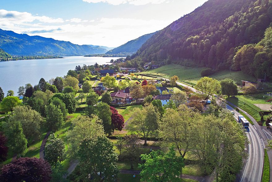 Radbus am Ossiacher See 2