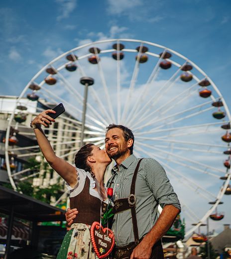 villacher-kirchtag-riesenrad-selfie-2